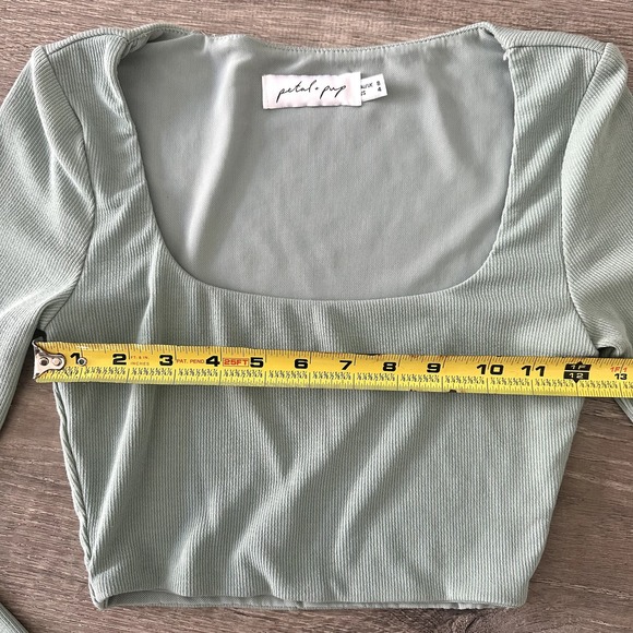 Petal & Pup Long Sleeve Crop Top - Picture 2 of 5